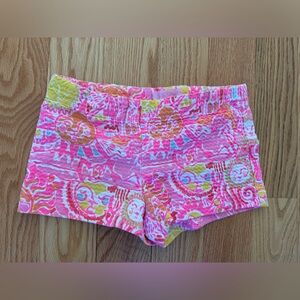 Lilly Pulitzer Girls Shorts (size 7)